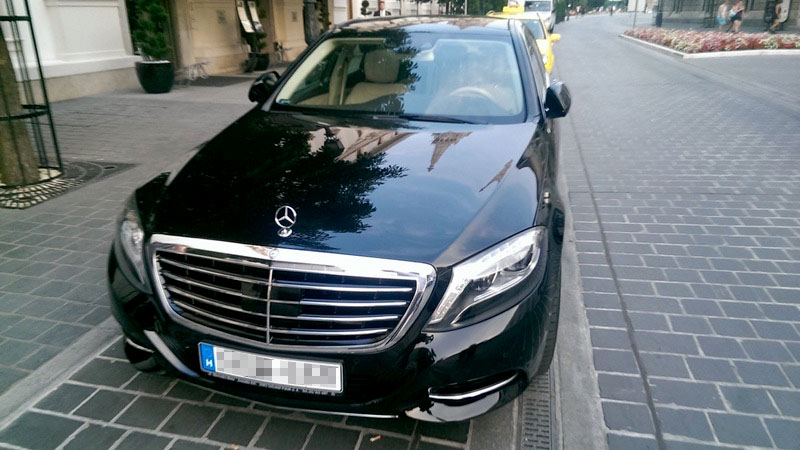 2+2 fős Mercedes-Benz S osztály
