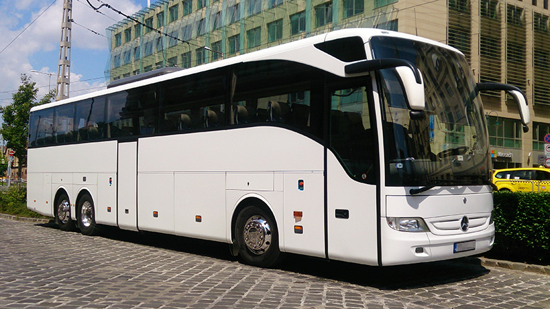 53+2 fős Mercedes Tourismo R2